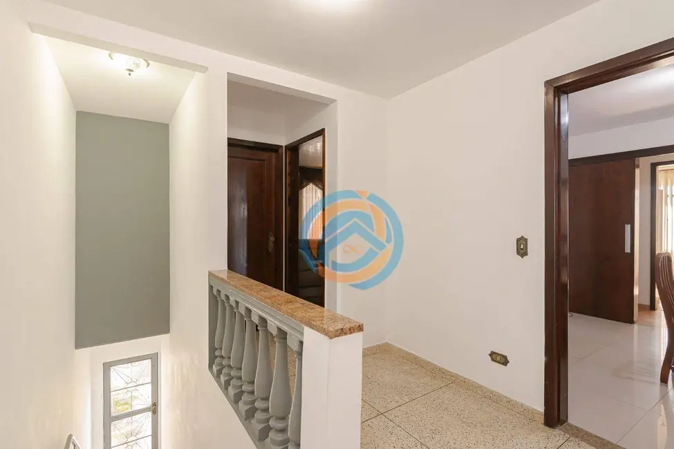 Sobrado com 4 quartos à venda, 480m2 em Fanny, Curitiba - PR - imagem 8 Foto 8 de Sobrado com 4 quartos à venda, 480m2 em Fanny, Curitiba - PR