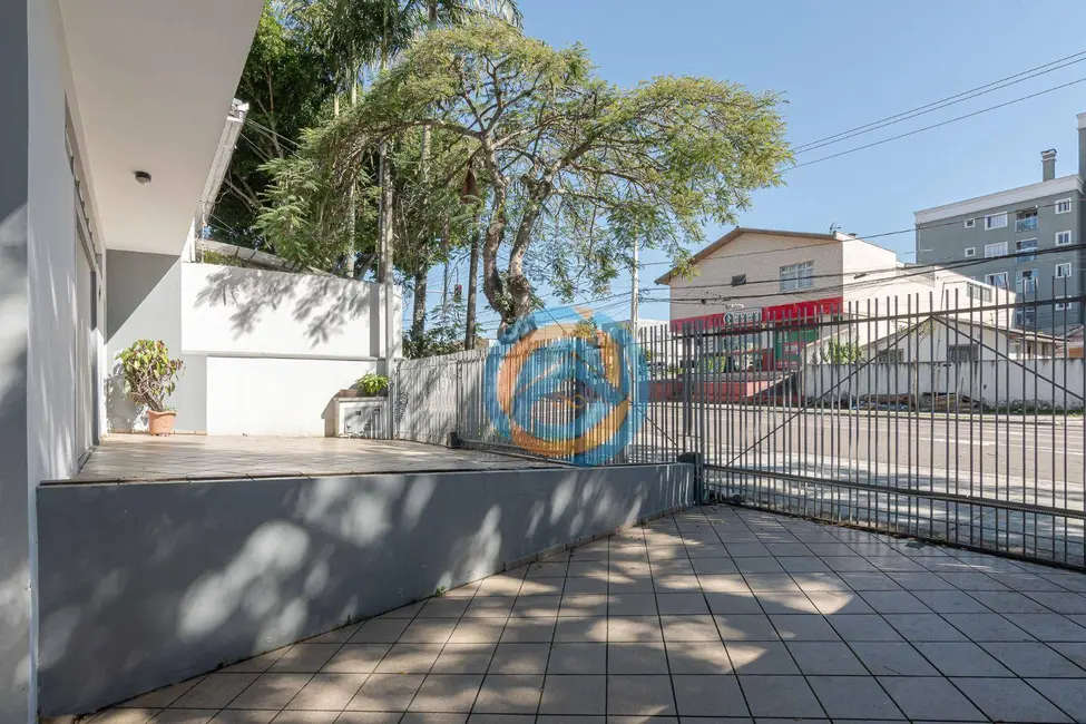 Sobrado com 4 quartos à venda, 480m2 em Fanny, Curitiba - PR - imagem 5 Foto 5 de Sobrado com 4 quartos à venda, 480m2 em Fanny, Curitiba - PR