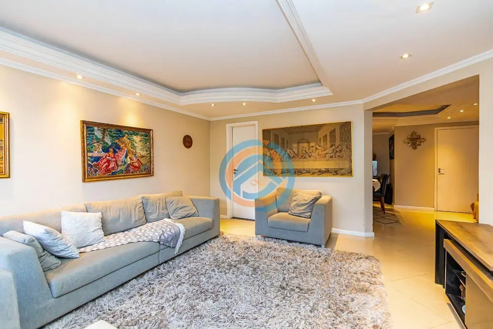 Sobrado com 3 quartos à venda, 200m2 em Cidade Industrial, Curitiba - PR - imagem 2 Foto 2 de Sobrado com 3 quartos à venda, 200m2 em Cidade Industrial, Curitiba - PR