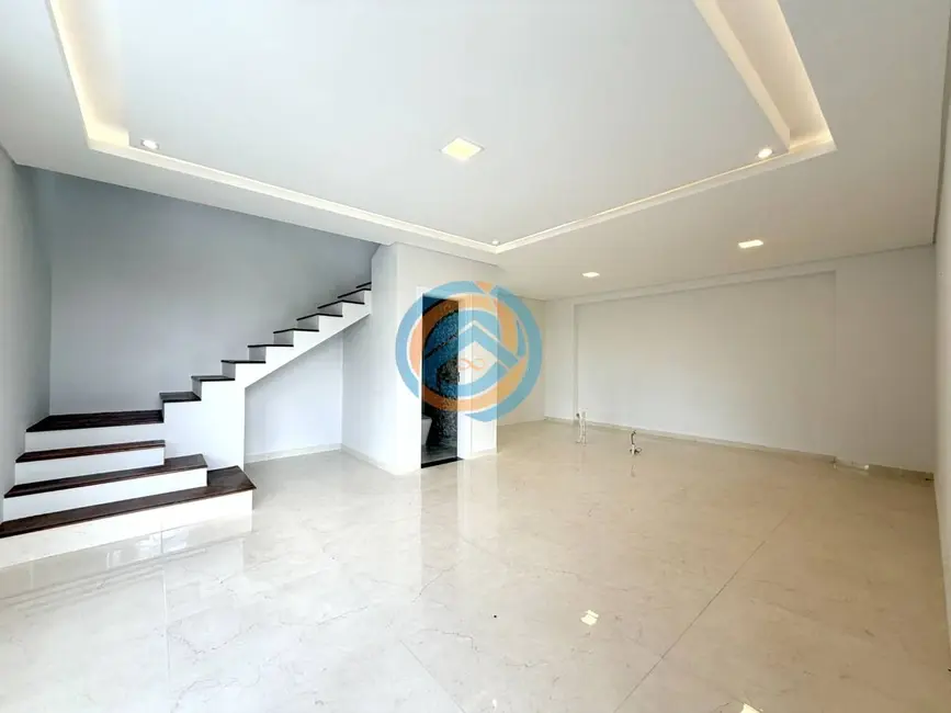 Foto 2 de Sobrado com 3 quartos à venda, 158m2 em Costeira, Sao Jose Dos Pinhais - PR