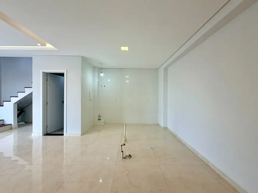 Foto 5 de Sobrado com 3 quartos à venda, 158m2 em Costeira, Sao Jose Dos Pinhais - PR