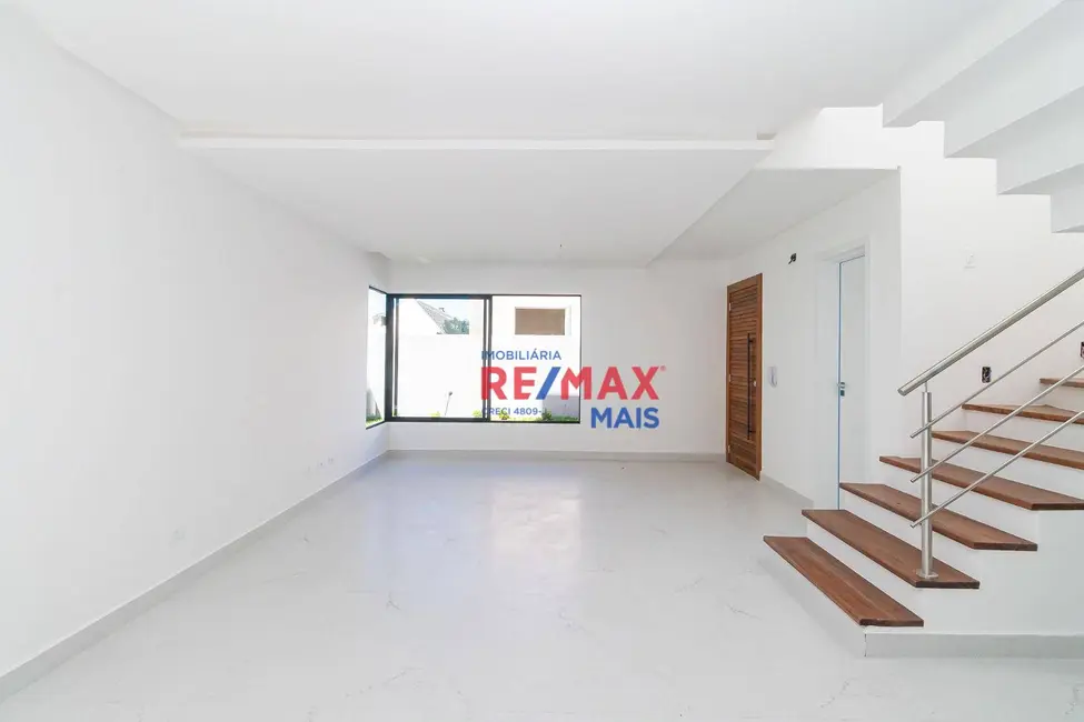 Foto 1 de Casa de Condomínio com 3 quartos à venda, 121m2 em Uberaba, Curitiba - PR