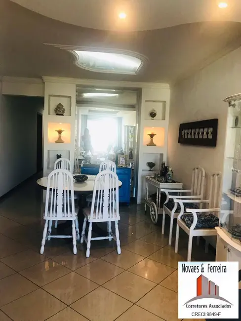 Apartamento com 3 quartos à venda, 130m2 em Itapuã, Vila Velha - ES - imagem 7 Foto 7 de Apartamento com 3 quartos à venda, 130m2 em Itapuã, Vila Velha - ES