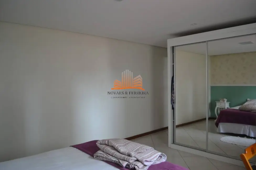Casa com 4 quartos à venda, 222m2 em Itapuã, Vila Velha - ES - imagem 9 Foto 9 de Casa com 4 quartos à venda, 222m2 em Itapuã, Vila Velha - ES