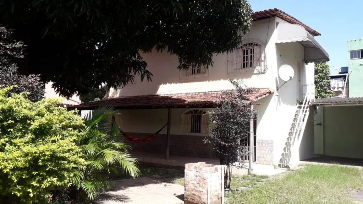 Foto 1 de Casa com 4 quartos à venda, 600m2 em Soteco, Vila Velha - ES