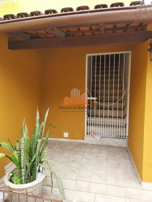 Casa com 3 quartos à venda, 110m2 em Cristóvão Colombo, Vila Velha - ES - imagem 3 Foto 3 de Casa com 3 quartos à venda, 110m2 em Cristóvão Colombo, Vila Velha - ES