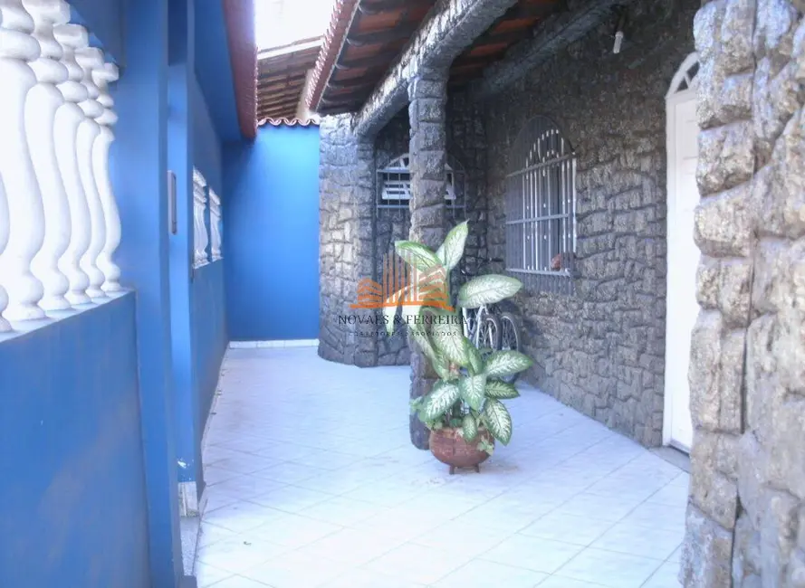 Casa com 6 quartos à venda, 648m2 em Ataíde, Vila Velha - ES - imagem 3 Foto 3 de Casa com 6 quartos à venda, 648m2 em Ataíde, Vila Velha - ES