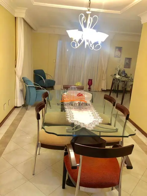 Apartamento com 3 quartos à venda, 253m2 em Praia da Costa, Vila Velha - ES - imagem 3 Foto 3 de Apartamento com 3 quartos à venda, 253m2 em Praia da Costa, Vila Velha - ES