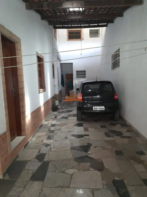 Foto 4 de Casa com 9 quartos à venda, 340m2 em Rio Marinho, Vila Velha - ES