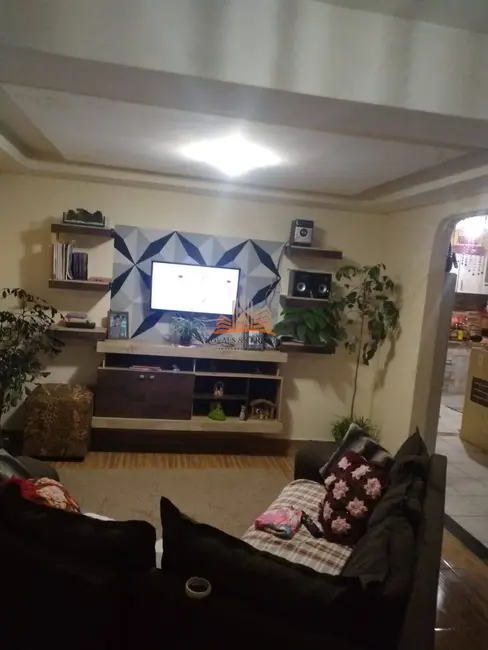 Foto 5 de Casa com 3 quartos à venda, 128m2 em Vila Garrido, Vila Velha - ES