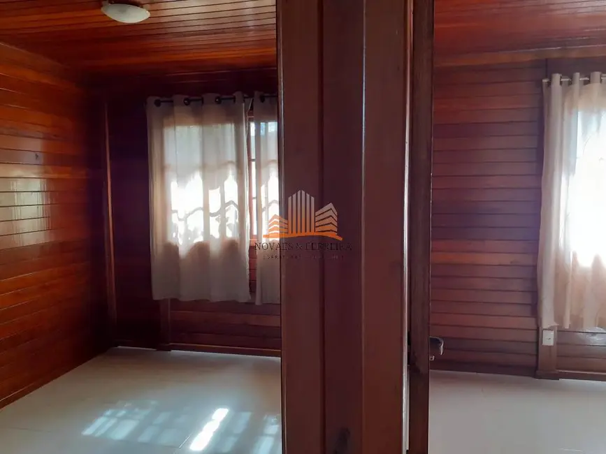 Casa com 6 quartos à venda, 360m2 em Balneário Ponta da Fruta, Vila Velha - ES - imagem 6 Foto 6 de Casa com 6 quartos à venda, 360m2 em Balneário Ponta da Fruta, Vila Velha - ES