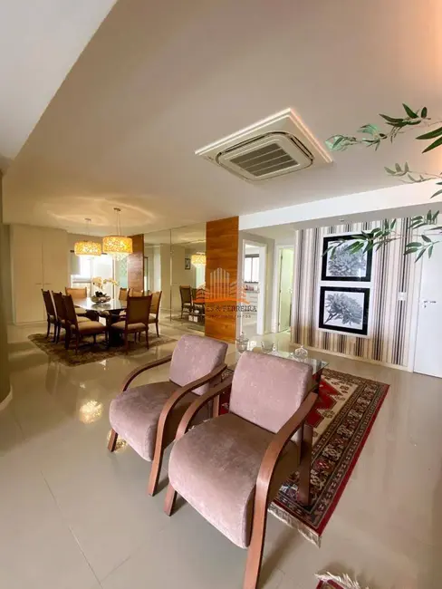 Apartamento com 4 quartos à venda, 240m2 em Praia de Itaparica, Vila Velha - ES - imagem 5 Foto 5 de Apartamento com 4 quartos à venda, 240m2 em Praia de Itaparica, Vila Velha - ES