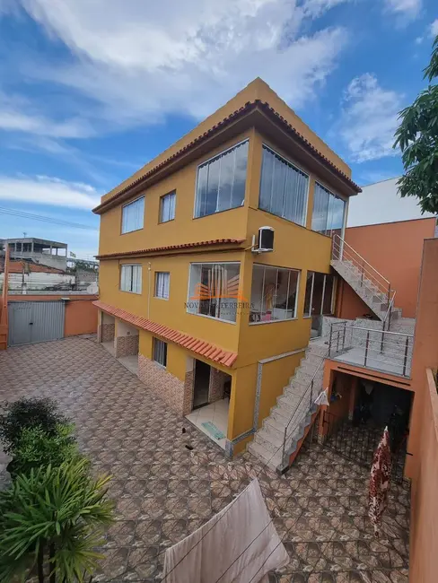 Foto 4 de Casa com 6 quartos à venda, 360m2 em Alecrim, Vila Velha - ES