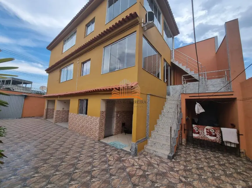 Foto 1 de Casa com 6 quartos à venda, 360m2 em Alecrim, Vila Velha - ES