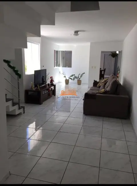 Casa com 3 quartos à venda, 90m2 em Interlagos, Vila Velha - ES - imagem 4 Foto 4 de Casa com 3 quartos à venda, 90m2 em Interlagos, Vila Velha - ES