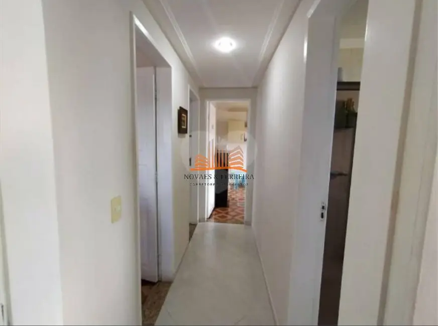 Apartamento com 3 quartos à venda em Glória, Vila Velha - ES - imagem 3 Foto 3 de Apartamento com 3 quartos à venda em Glória, Vila Velha - ES