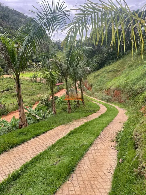 Chácara com 3 quartos à venda em Santa Leopoldina - ES - imagem 2 Foto 2 de Chácara com 3 quartos à venda em Santa Leopoldina - ES