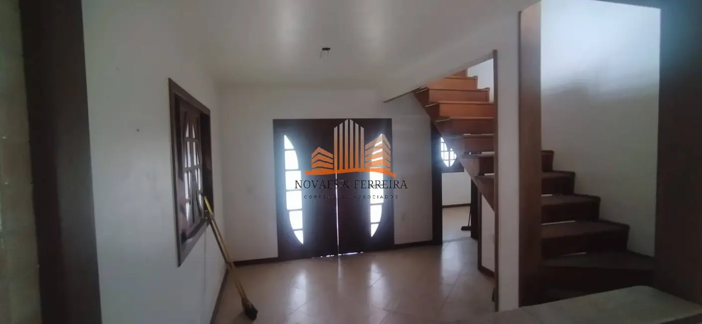 Foto 2 de Casa com 5 quartos à venda, 200m2 em Guarapari - ES