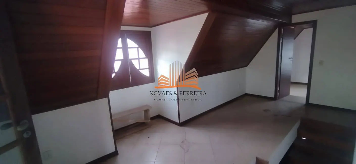 Foto 8 de Casa com 5 quartos à venda, 200m2 em Guarapari - ES