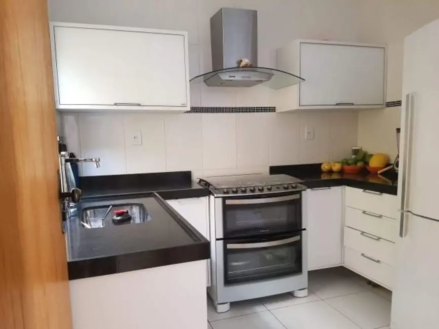 Foto 8 de Casa de Condomínio com 3 quartos à venda, 120m2 em Pitangueiras, Lauro De Freitas - BA