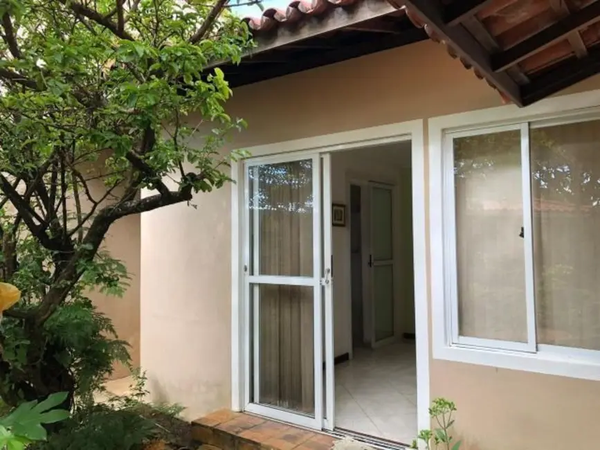 Casa de Condomínio com 4 quartos à venda, 300m2 em Lauro De Freitas - BA - imagem 4 Foto 4 de Casa de Condomínio com 4 quartos à venda, 300m2 em Lauro De Freitas - BA