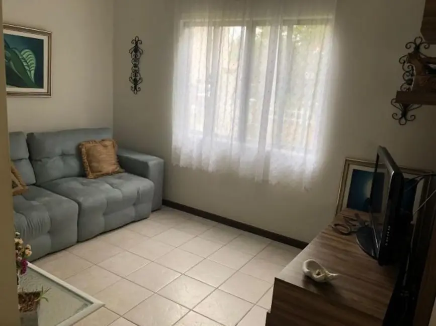 Casa de Condomínio com 4 quartos à venda, 300m2 em Lauro De Freitas - BA - imagem 6 Foto 6 de Casa de Condomínio com 4 quartos à venda, 300m2 em Lauro De Freitas - BA