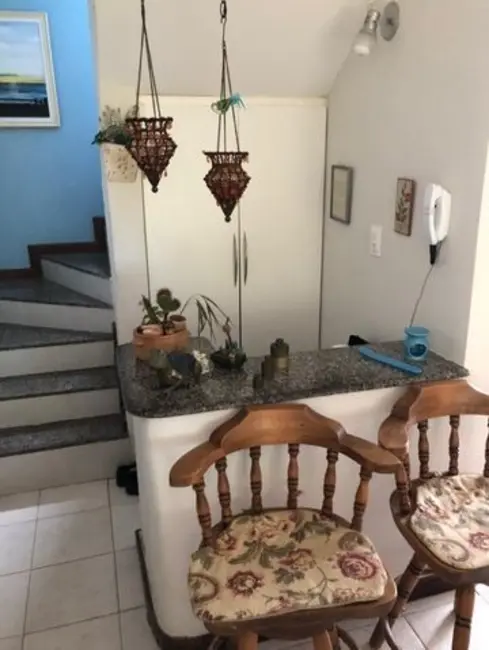 Casa de Condomínio com 4 quartos à venda, 300m2 em Lauro De Freitas - BA - imagem 7 Foto 7 de Casa de Condomínio com 4 quartos à venda, 300m2 em Lauro De Freitas - BA