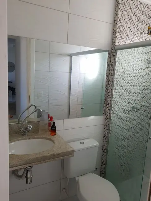 Foto 13 de Apartamento com 3 quartos à venda, 65m2 em Camacari - BA