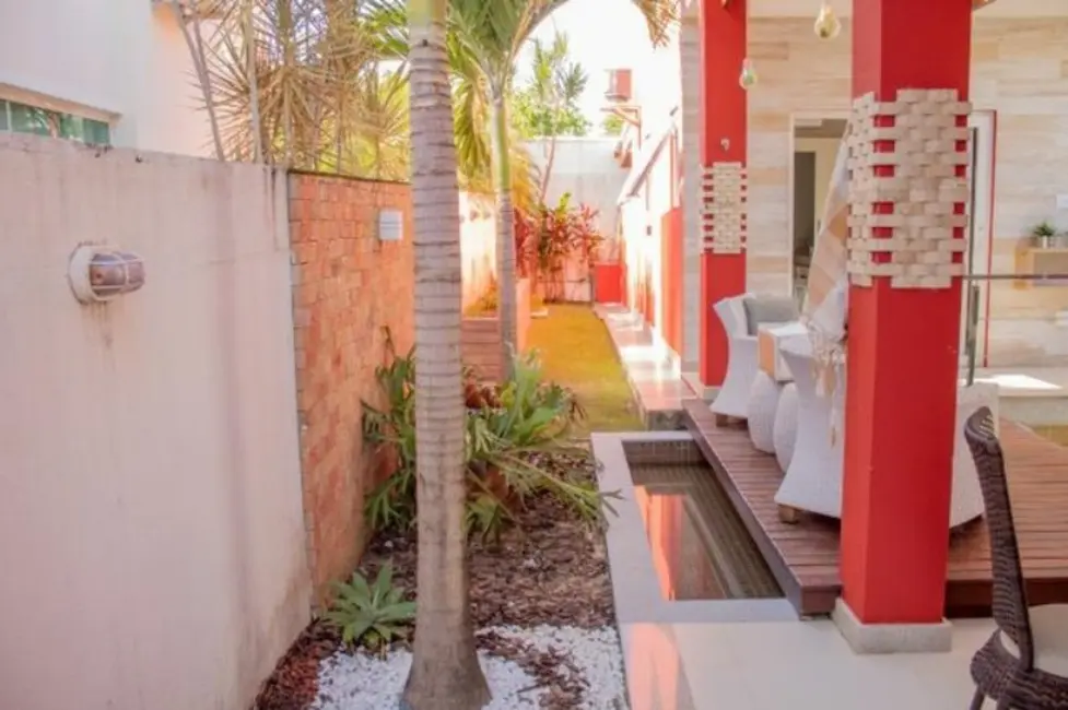 Foto 4 de Casa de Condomínio com 3 quartos à venda, 250m2 em Camacari - BA