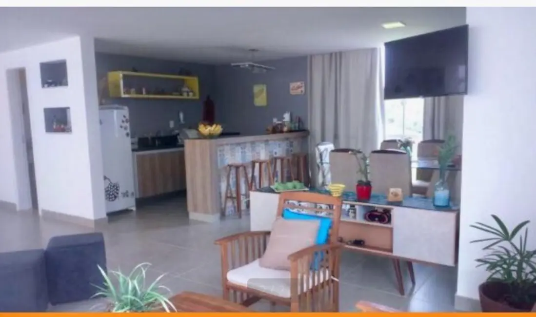 Foto 2 de Casa de Condomínio com 4 quartos à venda, 250m2 em Camacari - BA