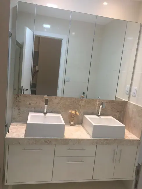 Foto 8 de Casa de Condomínio com 4 quartos à venda, 166m2 em Buraquinho, Lauro De Freitas - BA