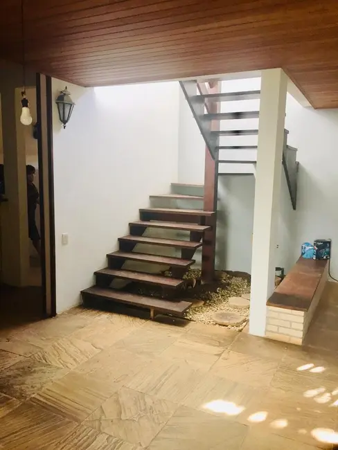 Casa com 3 quartos à venda, 500m2 em Vilas do Atlântico, Lauro De Freitas - BA - imagem 4 Foto 4 de Casa com 3 quartos à venda, 500m2 em Vilas do Atlântico, Lauro De Freitas - BA
