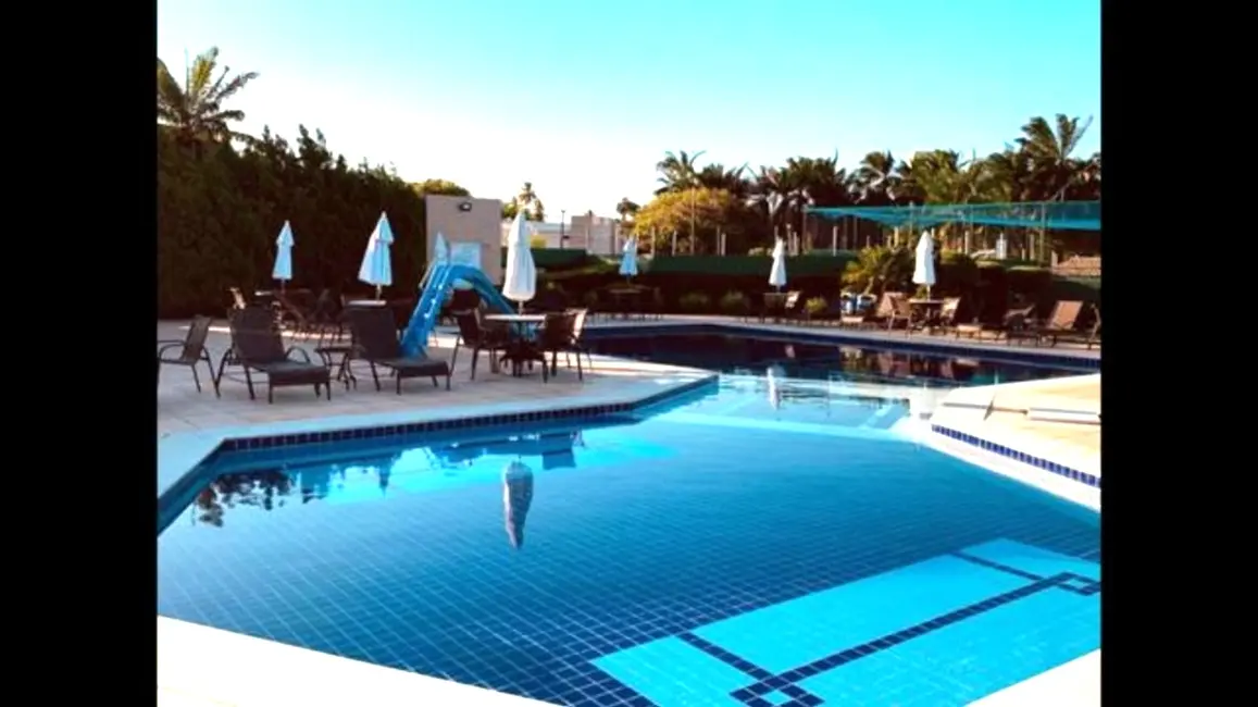 Foto 3 de Casa de Condomínio com 3 quartos à venda, 250m2 em Buraquinho, Lauro De Freitas - BA