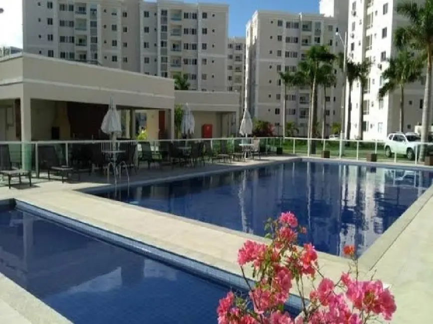 Foto 1 de Apartamento com 2 quartos à venda, 55m2 em Buraquinho, Lauro De Freitas - BA