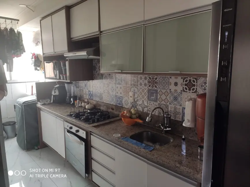 Foto 6 de Apartamento com 3 quartos à venda, 65m2 em Pitangueiras, Lauro De Freitas - BA