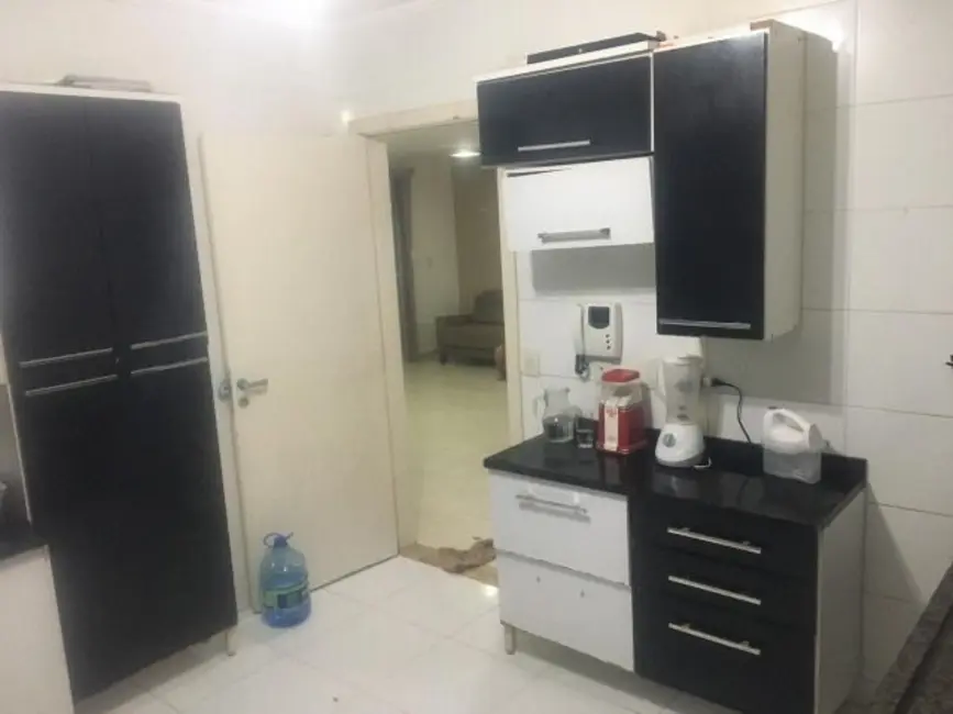 Casa com 4 quartos à venda, 220m2 em Buraquinho, Lauro De Freitas - BA - imagem 8 Foto 8 de Casa com 4 quartos à venda, 220m2 em Buraquinho, Lauro De Freitas - BA