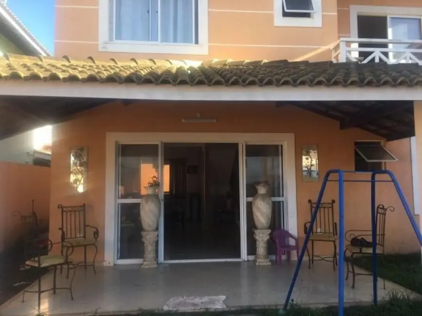 Casa com 4 quartos à venda, 220m2 em Buraquinho, Lauro De Freitas - BA - imagem 3 Foto 3 de Casa com 4 quartos à venda, 220m2 em Buraquinho, Lauro De Freitas - BA
