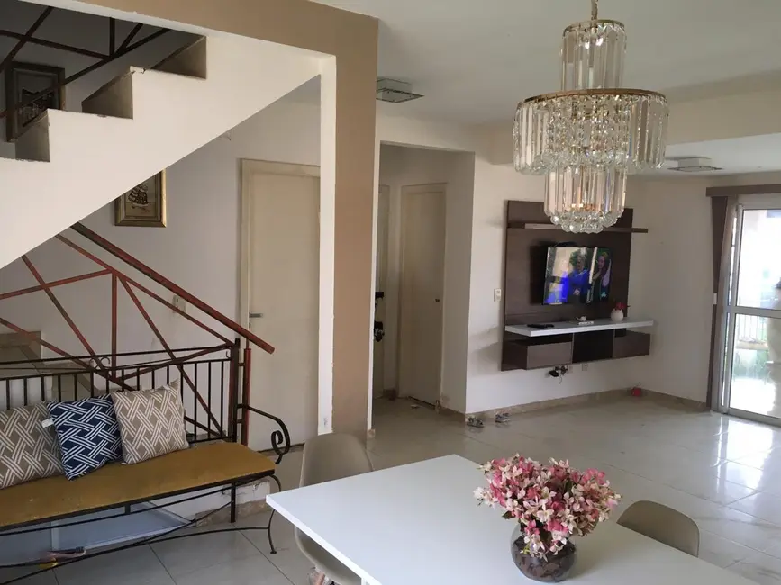 Casa com 4 quartos à venda, 220m2 em Buraquinho, Lauro De Freitas - BA - imagem 1 Foto 1 de Casa com 4 quartos à venda, 220m2 em Buraquinho, Lauro De Freitas - BA