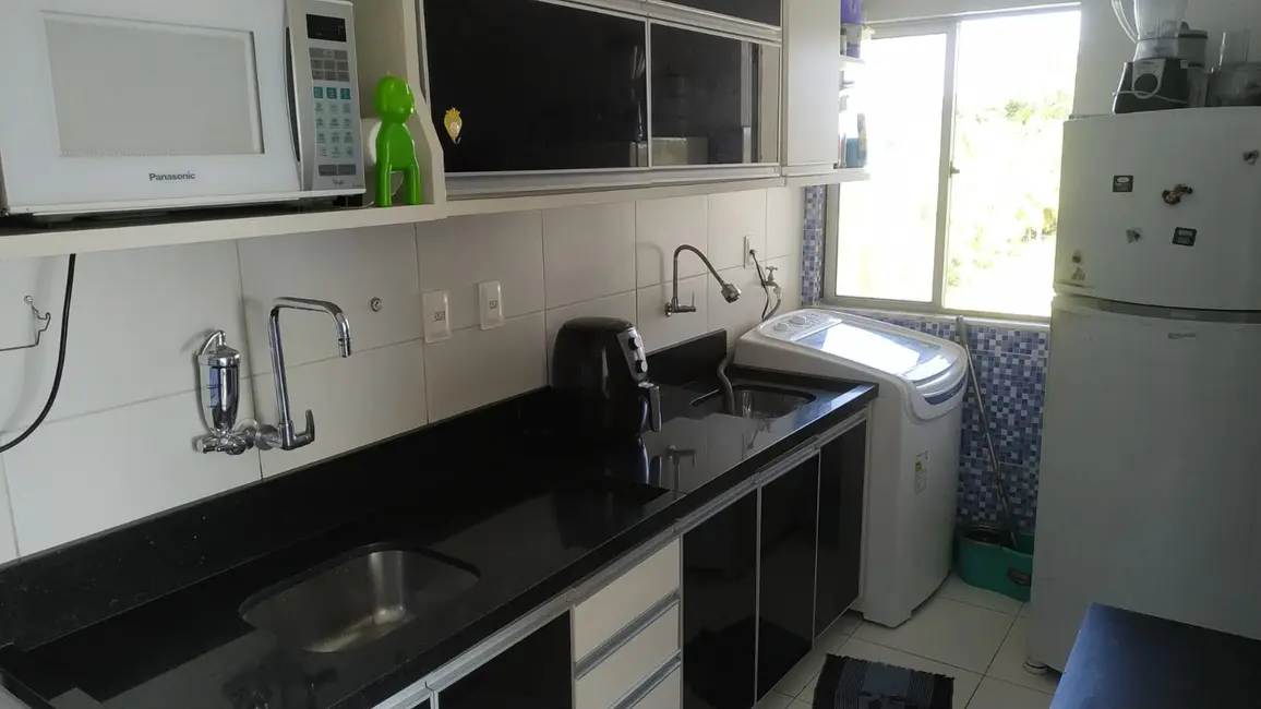 Foto 14 de Apartamento com 3 quartos à venda, 69m2 em Camacari - BA