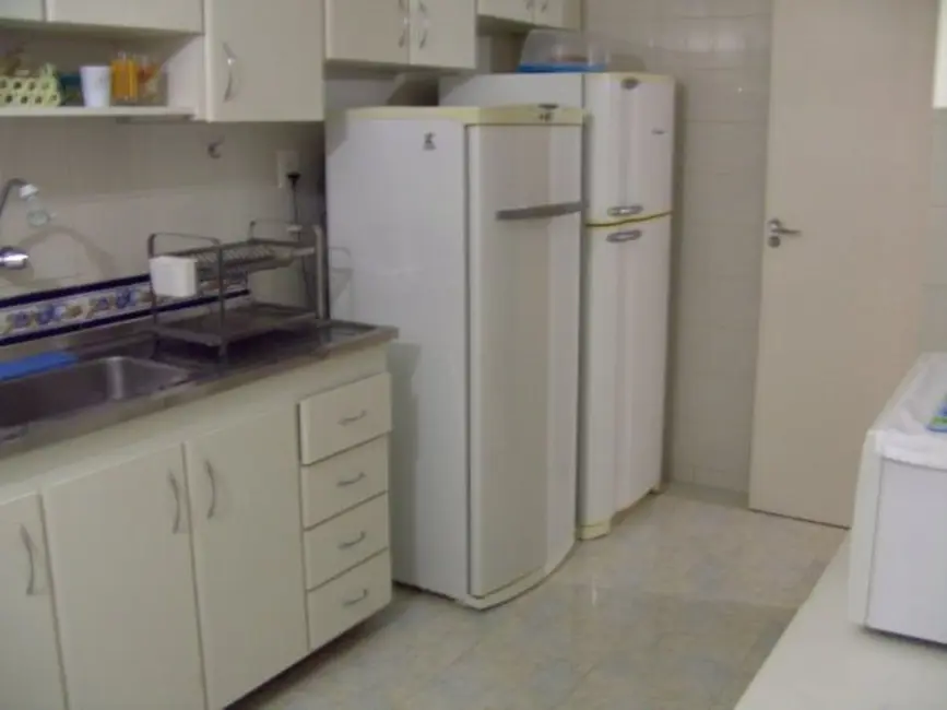 Casa com 5 quartos à venda, 400m2 em Ipitanga, Lauro De Freitas - BA - imagem 4 Foto 4 de Casa com 5 quartos à venda, 400m2 em Ipitanga, Lauro De Freitas - BA