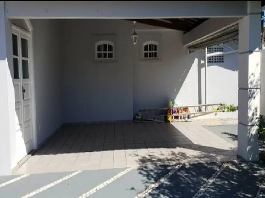 Casa com 4 quartos à venda, 400m2 em Vilas do Atlântico, Lauro De Freitas - BA - imagem 6 Foto 6 de Casa com 4 quartos à venda, 400m2 em Vilas do Atlântico, Lauro De Freitas - BA