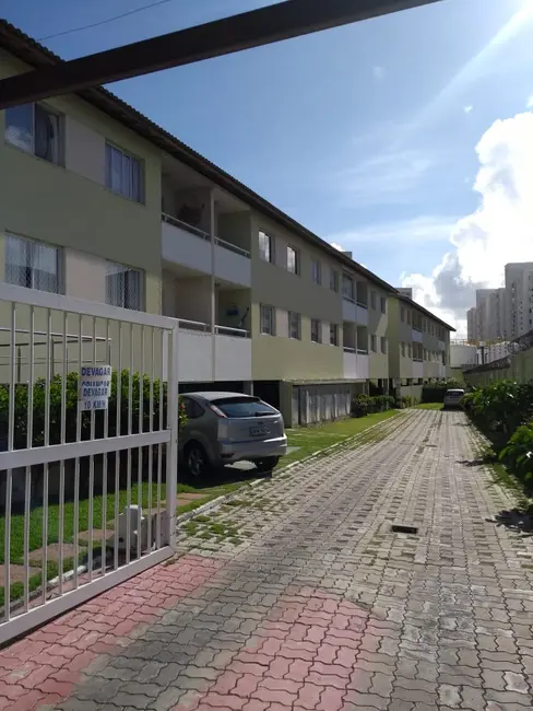 Foto 1 de Apartamento com 2 quartos à venda, 65m2 em Buraquinho, Lauro De Freitas - BA
