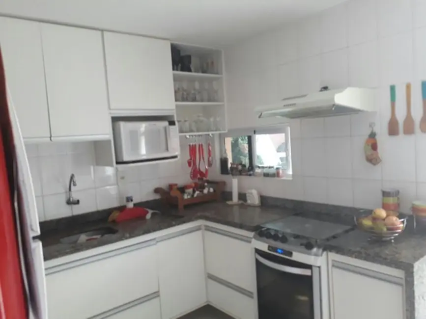 Foto 8 de Casa de Condomínio com 4 quartos à venda, 254m2 em Camacari - BA