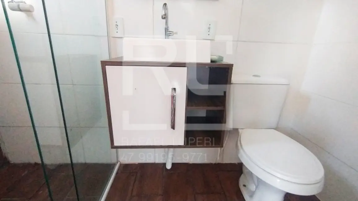 Kitnet com 1 quarto para alugar, 15m2 em Nações, Balneario Camboriu - SC - imagem 8 Foto 8 de Kitnet com 1 quarto para alugar, 15m2 em Nações, Balneario Camboriu - SC
