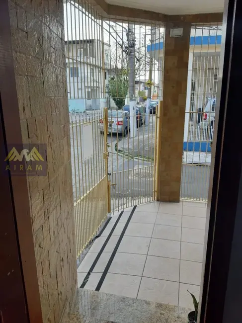 Sobrado com 5 quartos à venda, 203m2 em Bonfim, Osasco - SP - imagem 7 Foto 7 de Sobrado com 5 quartos à venda, 203m2 em Bonfim, Osasco - SP
