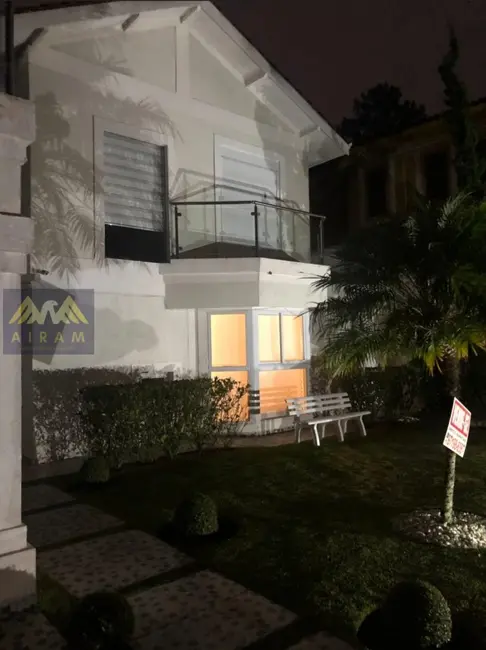 Foto 1 de Casa com 4 quartos à venda, 330m2 em Morada dos Pássaros, Barueri - SP