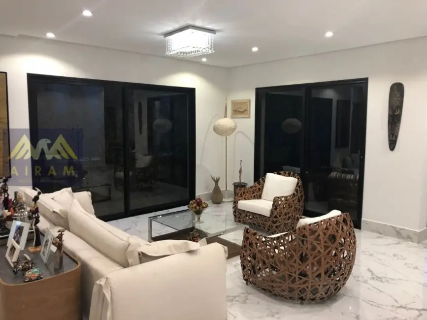 Casa com 4 quartos à venda, 500m2 em Tamboré, Santana De Parnaiba - SP - imagem 4 Foto 4 de Casa com 4 quartos à venda, 500m2 em Tamboré, Santana De Parnaiba - SP