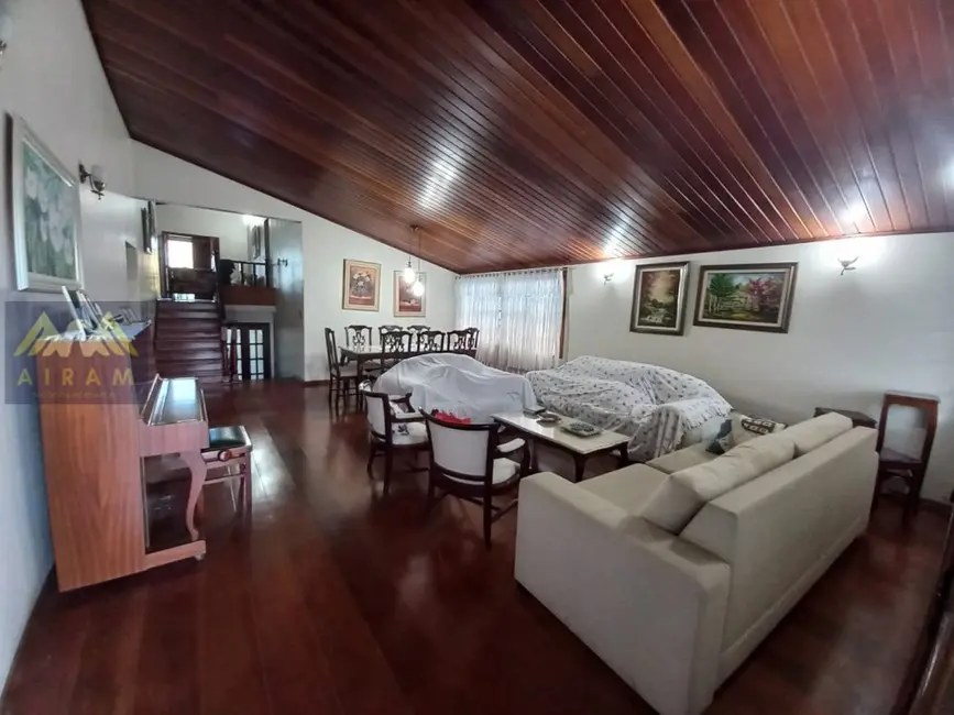 Foto 1 de Casa com 3 quartos à venda, 321m2 em Adalgisa, Osasco - SP