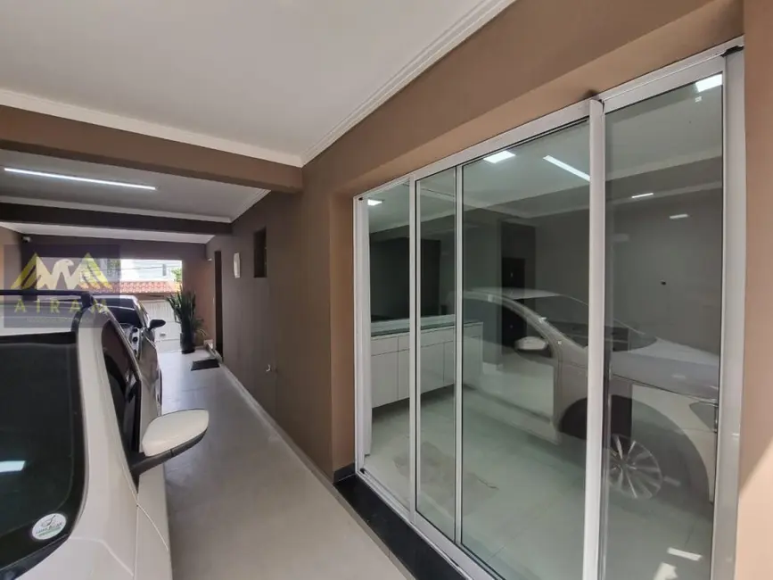 Foto 3 de Casa com 3 quartos à venda, 179m2 em Umuarama, Osasco - SP