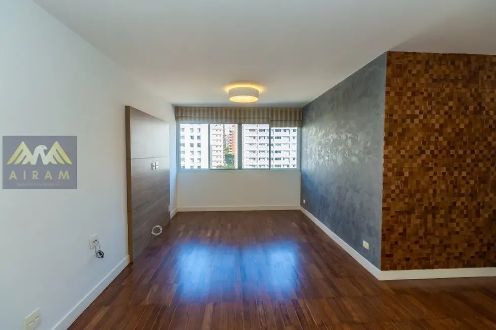 Apartamento com 2 quartos à venda, 89m2 em Vila Nova Conceição, São Paulo - SP - imagem 2 Foto 2 de Apartamento com 2 quartos à venda, 89m2 em Vila Nova Conceição, São Paulo - SP